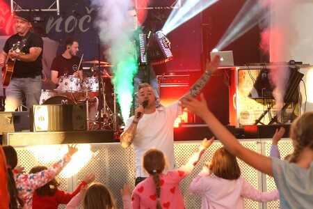 Cerkniška noč, koncert Šank Rock in zabava s skupino Dejan dogaja band ob občinskem prazniku 12 Foto Ljubo Vukelič